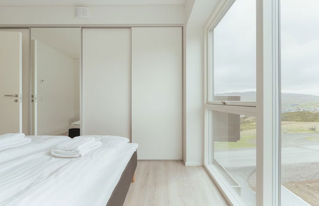 Nordic Swan Aparthotel | Seaview| Stunning 2Br Apt - Photo 6