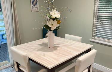 Ocean Springs Cottage 2 Bedroom 2 Bath Sleeps 4 Max - Foto 5