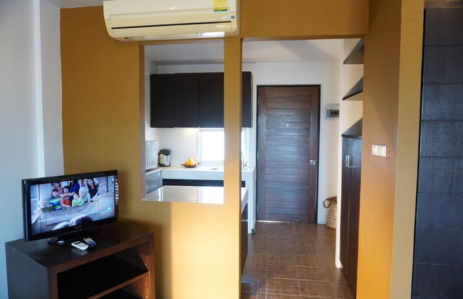 Phompassorn Apartment - Photo 4