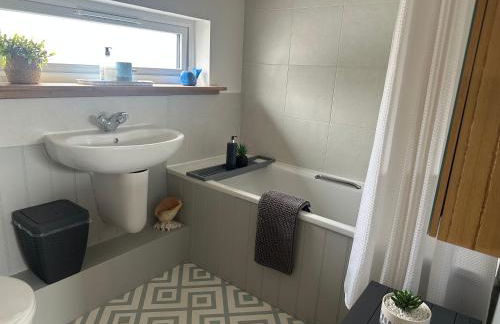 The Place - Photo 22