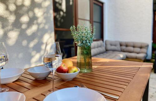 Snug Stays 2 - Design Studio am See mit Terrasse, Garten, 40m vom See - Foto 19