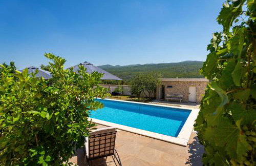 MY DALMATIA - Villa Sucic with private pool and mountain view - Foto 43