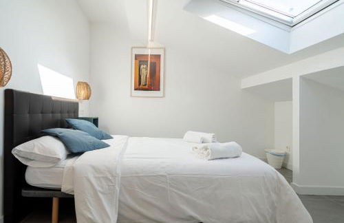 Edificio Santiago by Plaza Mayor Apartamentos - Photo 30