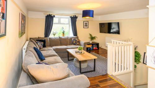 LLAREGGUB Amazing House In Afan Forest With Breath-Taking Views By STAE-Homes - Foto 4