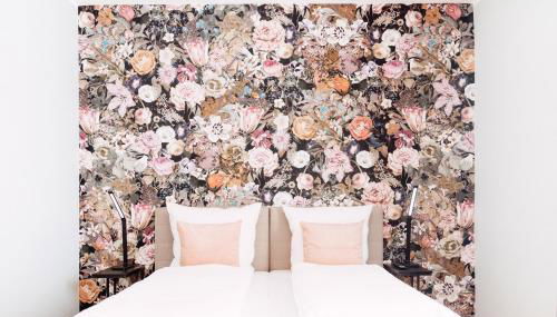 House of Blooms - Photo 3