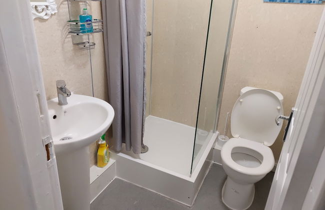 2-beds Studio Located in Parkgate Rotherham - Foto 15