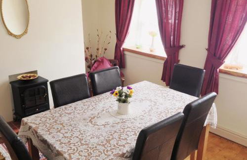 Jug And Glass Cottage - Photo 10