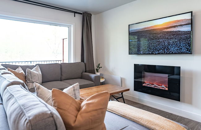 The RendezView by Revelstoke Vacations - Photo 13