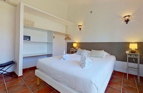 CALA CORSICA - Villas 5 Etoiles T5 Piscine privée - Villa T4 Piscine privée chauffée - Villa T3 Piscine partagée - Internet Fibre - Entièrement Climatisée à Lecci de Porto-Vecchio Cala Rossa - Foto 43