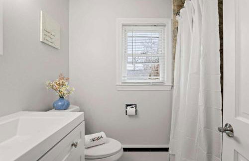 Close to Attractions Spacious Family Home - Foto 24