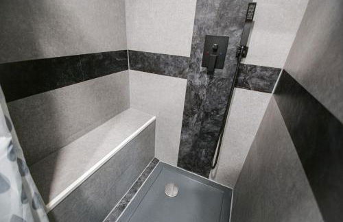 Modern mitten in der Stadt und doch sehr ruhig 2 Minuten zu Therme - Foto 19