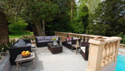 The New School Rooms - Beautiful, Georgian Apartment with Private Heated Pool and Hot Tub Sleeps 12 with Wifi and Parking near Bath - Foto 5