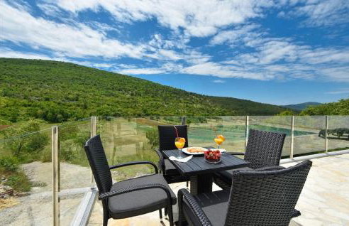 Holiday home Vrvilo- with private pool and playground - Foto 17