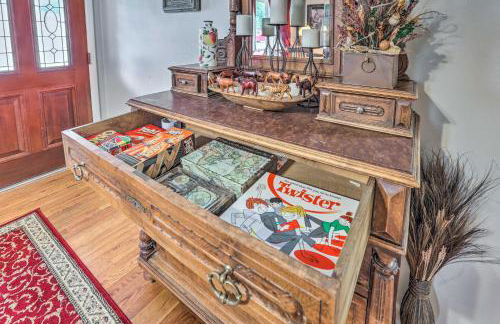 Relaxing Golden Getaway with Grill Less Than 1 Mi to Town! - Foto 7