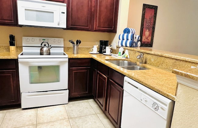 1301tt Unit 9108- Tuscana Resort 3 Bedroom Condo by RedAwning - Photo 10