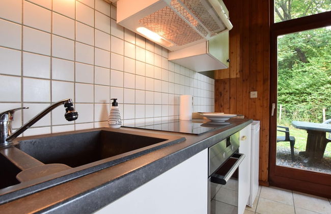 Peaceful Holiday Home in Tenneville near Forest - Photo 10