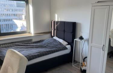 Große Wohnung am HBF-Vorplatz - Photo 8