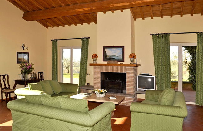 Villa in Magliano Sabina With Private Pool - Photo 7