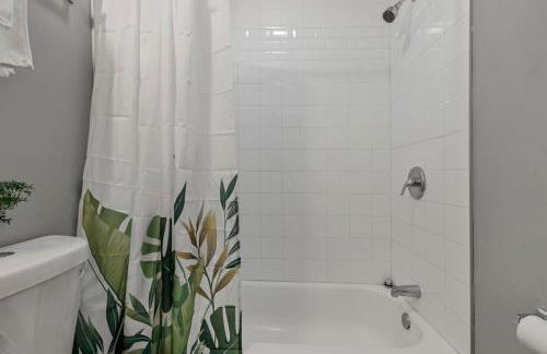 Modern Columbus 2BR Near COSI & Arena District - Foto 25