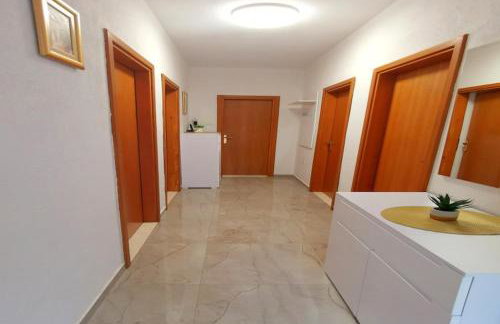 Apartment Ani - Two Bedroom Apartment with Terrace and Garden View - Foto 48