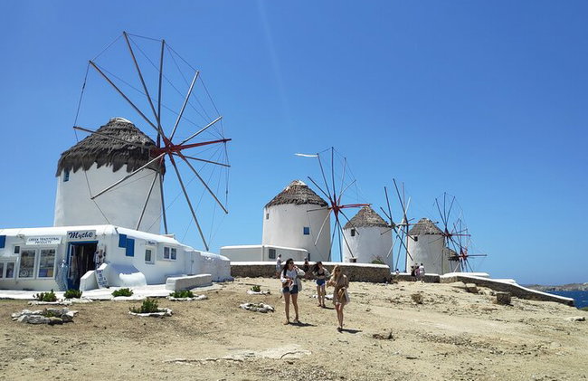 Private Walking Tour in Mykonos Town & Secluded Beach Picnic - Photo 1
