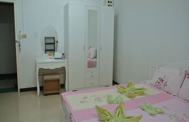 Comfy Studio - Photo 4