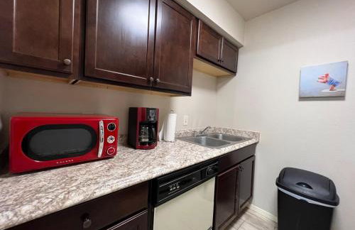 Mid-City One Bedroom Apartment with King Bed - Foto 15