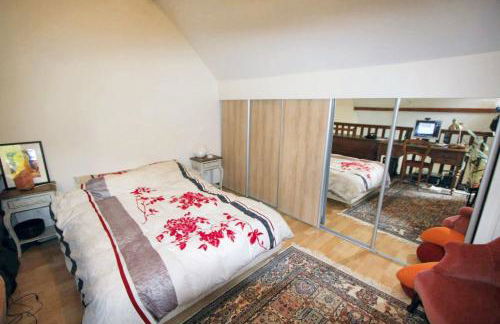 Maison de charme à Arbonne-la-Forêt avec terrasse-jardin verdoyant - Foto 6