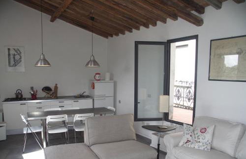 La Crisalide - Foto 1