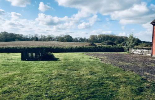 OAKLEY LODGE- LUXURY FARM COTTAGE - Foto 27