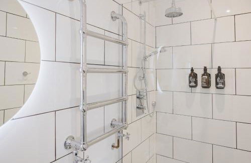 Grace's Guesthouse The Suite Room 6 - Photo 2