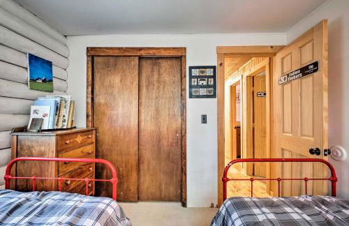 Private Wooded Cabin 7 Mi to Mount Snow! - Foto 24