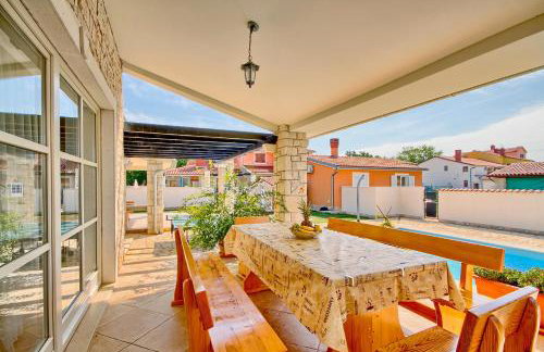 Charming villa Oliva with 4 bedrooms near the wonderful village of Fazana - Foto 10