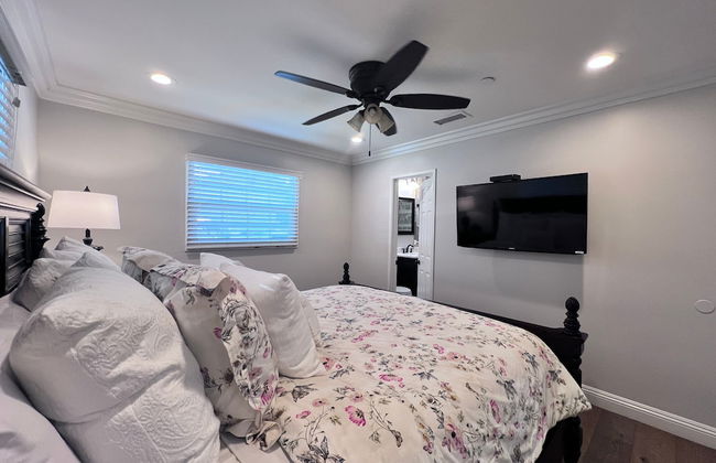 Swanky 5 bedroom 4.5 bath home (3 Master Suites) - Foto 14