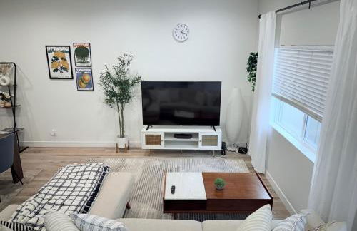 Modern Family Haven - Minutes from Disney Magic-OC - Foto 60