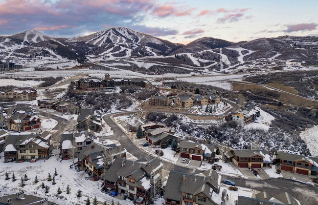 Blue Skies Lakeside Family-friendly Getaway w/ Hot Tub & BBQ - Foto 33