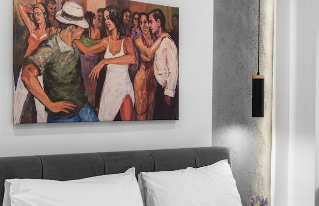 White and Wood Nilie Hospitality MGMT - Foto 16