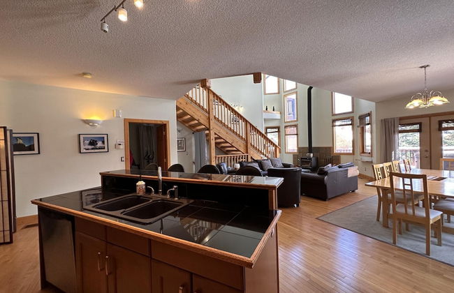 The Stemwinder Lodge by Simply Kimberley - Photo 7