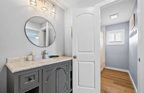 Unwind in beachside comfort with gorgeous views - Foto 25