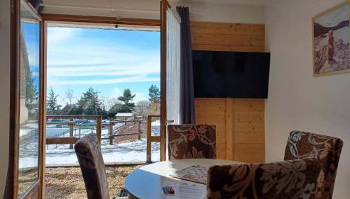 Le chalet de "Lamarmotte" T3 rénové avec terrasse sud en rez de jardin - Photo 2