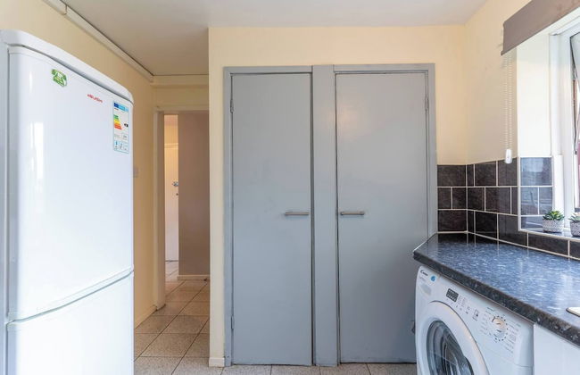 Sleek and Cozy 1BR Resorts World Nearby - Foto 10