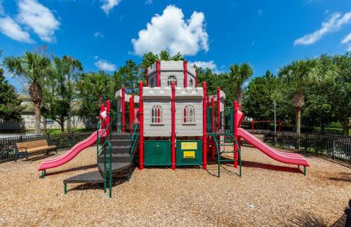 Fantastic Condo - 2 Miles from Disney Pool View Windsor Hills - Foto 90