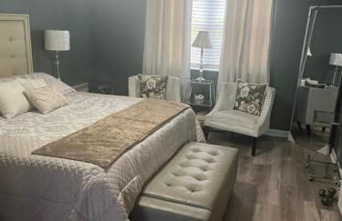 Jolly Accommodations & Suite-Sleeps 10 - Foto 9