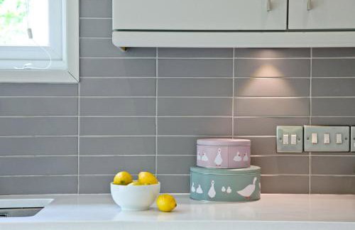 Orchard Lodge, Strawberryfield Park - Photo 17