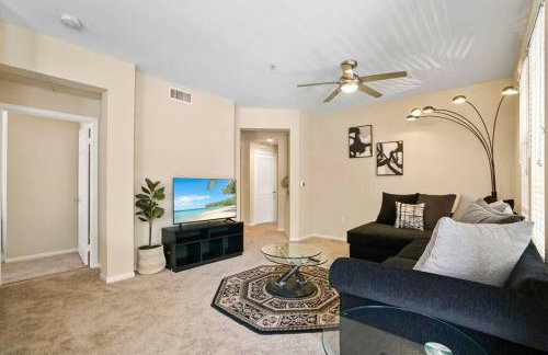 Luxury 2BR/2BA!5Min to Disney! Angelstadium! HondaCenter. - Photo 16