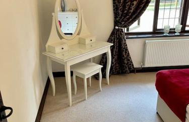 Outstanding 6 Bedroom House Cotton End, Bedford - Foto 38