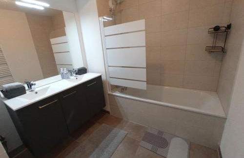 Appartement neuf, parking privé, 2 chambres - Foto 16