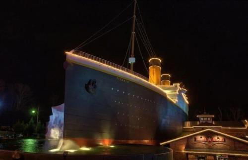 Black Bear Lodge - Fire Pit - Hot Tub - Foto 53