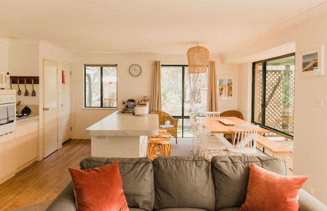 Margaret River Holiday Cottages - Photo 20