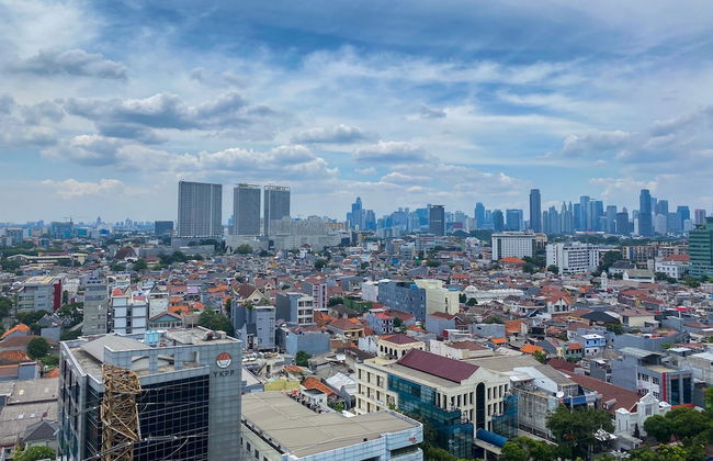 Great Choice And Elegant 2Br At Capitol Suites Apartment - Photo 25